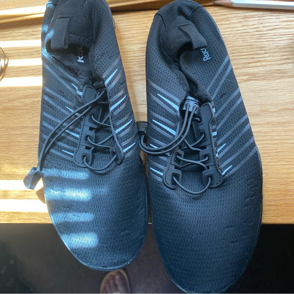 Racqua men’s Black Athletic beach shoes